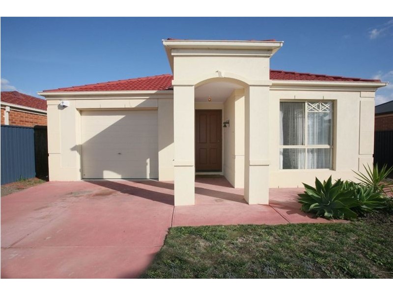 19 Mallee Circuit, Pakenham VIC 3810