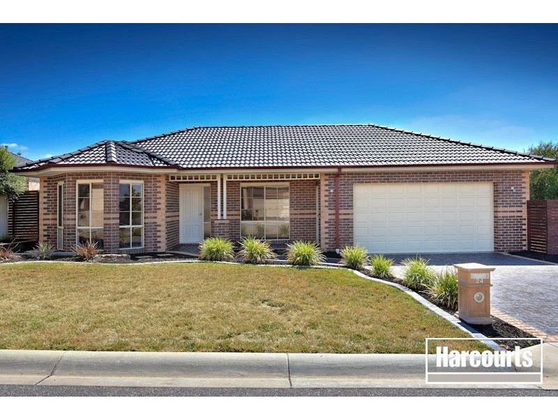 24 St.Leonards Way, Pakenham VIC 3810