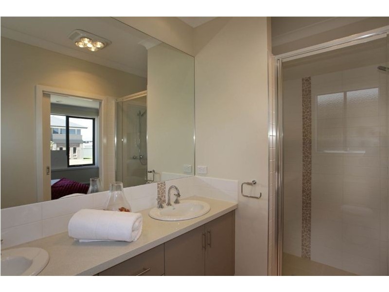 5 Bittern Link, Pakenham VIC 3810