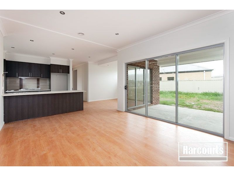 4 Leicester Square, Pakenham VIC 3810