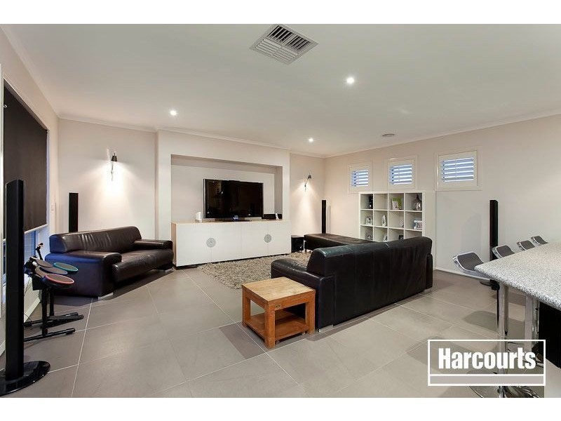 3 McAuley Avenue, Pakenham VIC 3810