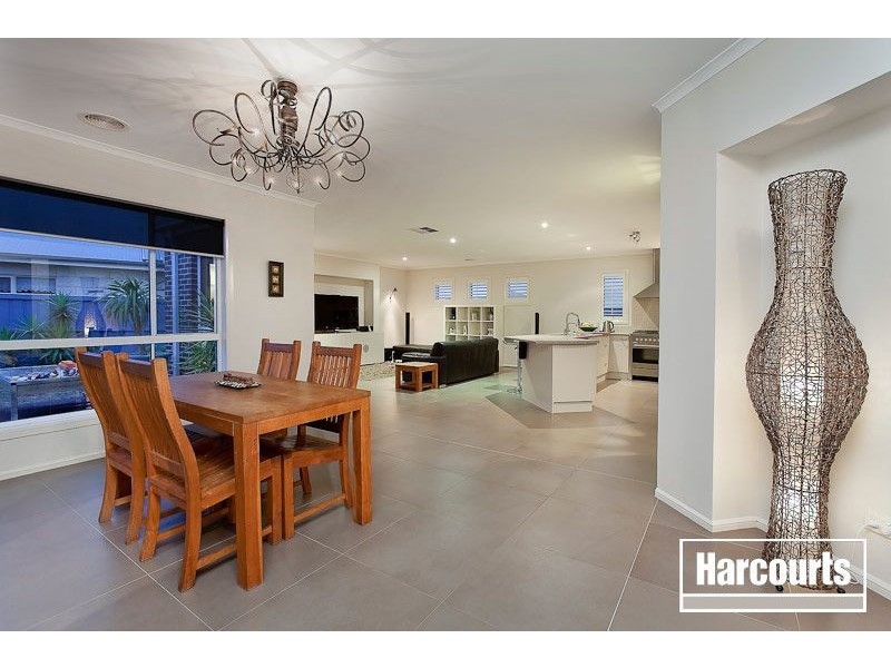 3 McAuley Avenue, Pakenham VIC 3810