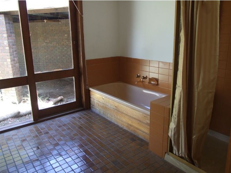 10 Ingrams Road, Nar Nar Goon VIC 3812