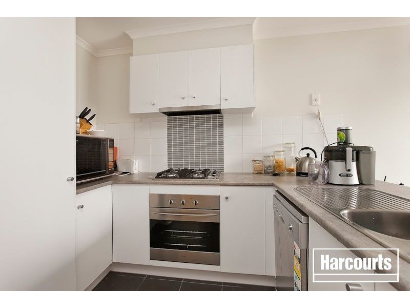 6 Burdekin Lane, Pakenham VIC 3810