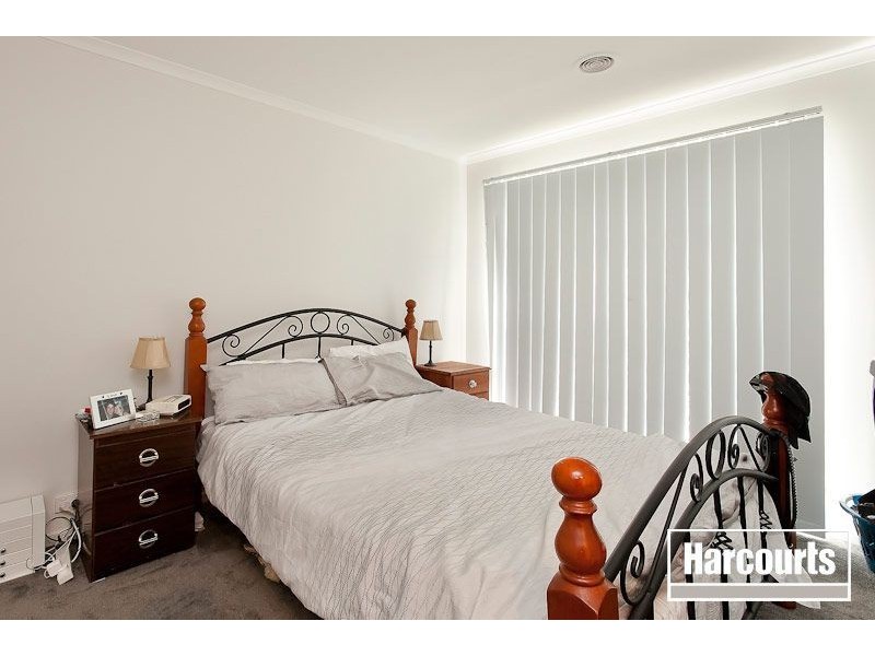 6 Burdekin Lane, Pakenham VIC 3810