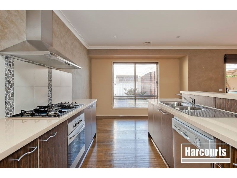 11 Botanic Drive, Pakenham VIC 3810