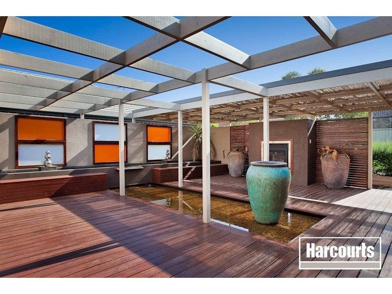 11 Botanic Drive, Pakenham VIC 3810