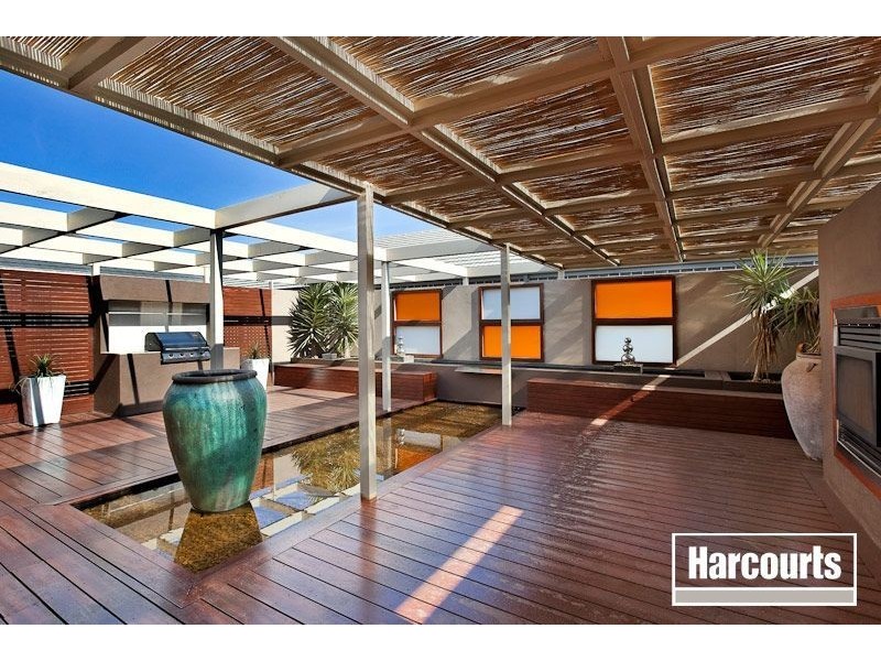 11 Botanic Drive, Pakenham VIC 3810