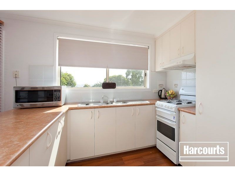 112 Eagle Drive, Pakenham VIC 3810