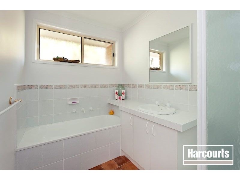 112 Eagle Drive, Pakenham VIC 3810
