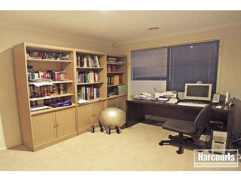 20 Greendale Boulevard, Pakenham VIC 3810