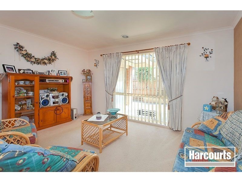 44 Pommel Street, Pakenham VIC 3810