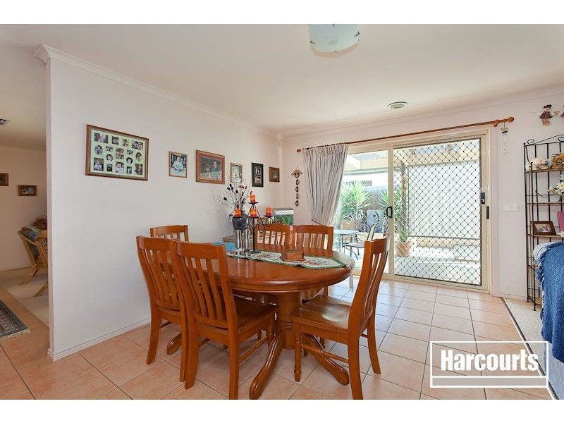 44 Pommel Street, Pakenham VIC 3810
