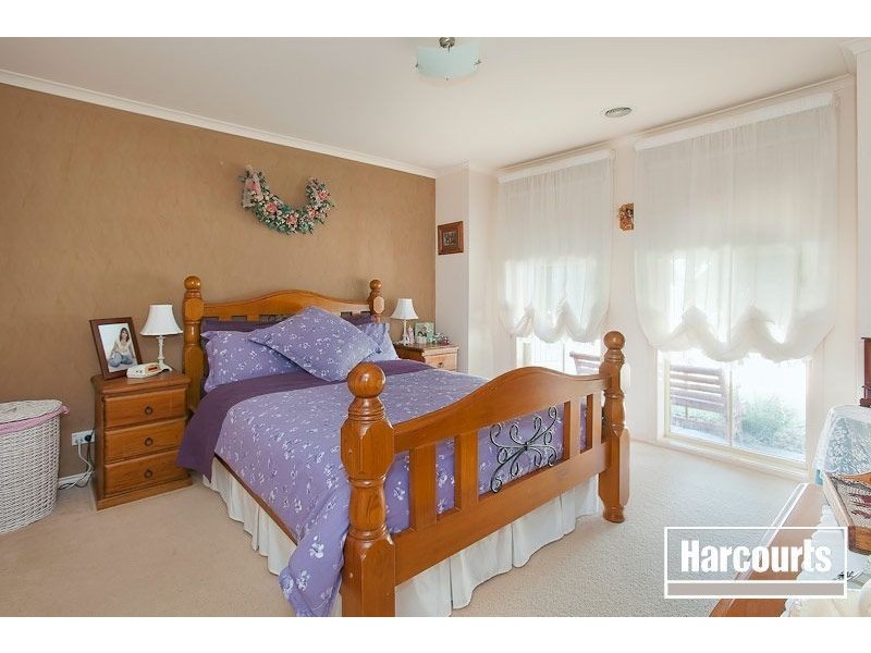 44 Pommel Street, Pakenham VIC 3810