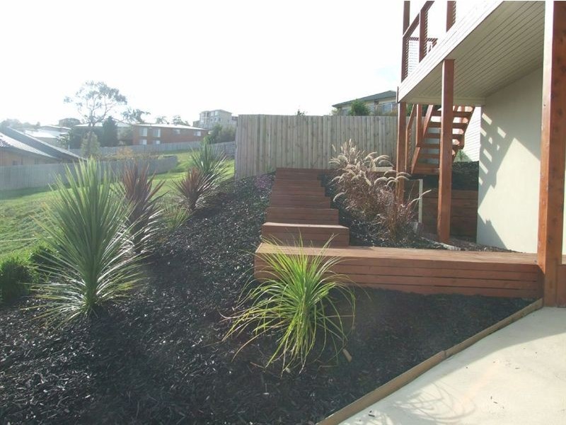 18 Justin Place, Pakenham VIC 3810