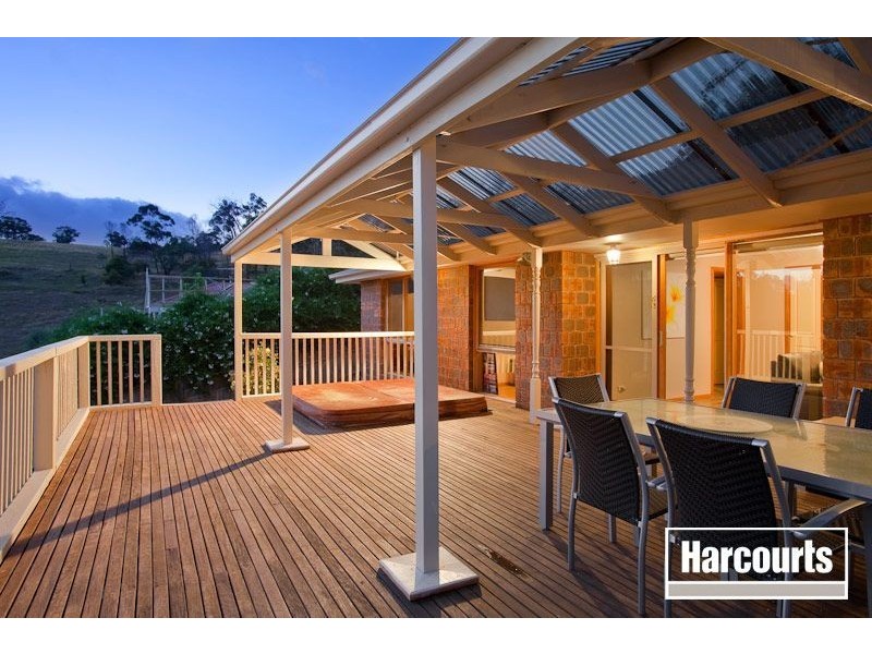 19 Breyleigh Drive, Pakenham VIC 3810