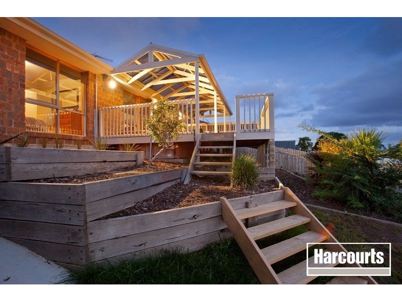 19 Breyleigh Drive, Pakenham VIC 3810