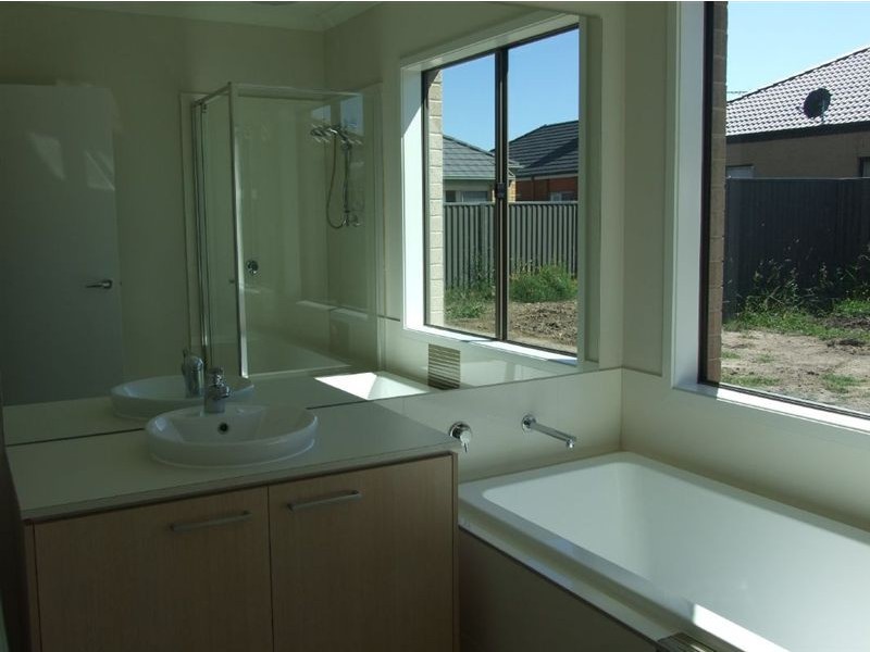 Lot 326 Griffith Mews, Pakenham VIC 3810