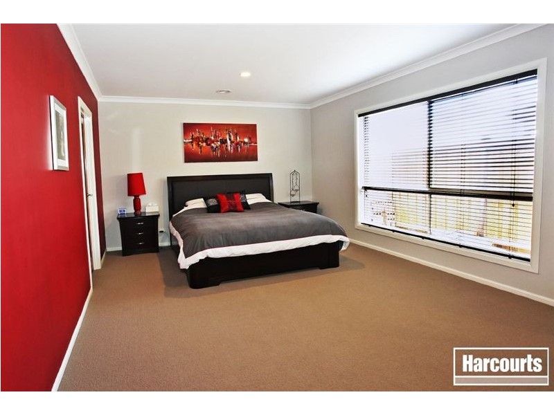 25 Gallery Way, Pakenham VIC 3810