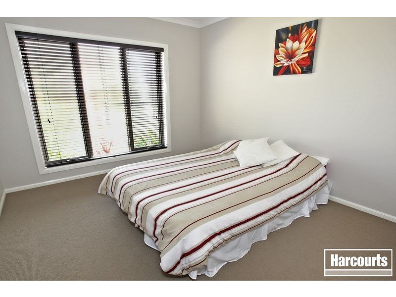25 Gallery Way, Pakenham VIC 3810