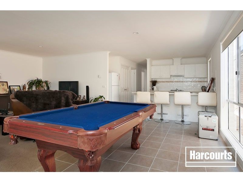 10 Versace Court, Pakenham VIC 3810