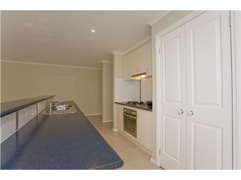 18 Redfern Way, Pakenham VIC 3810