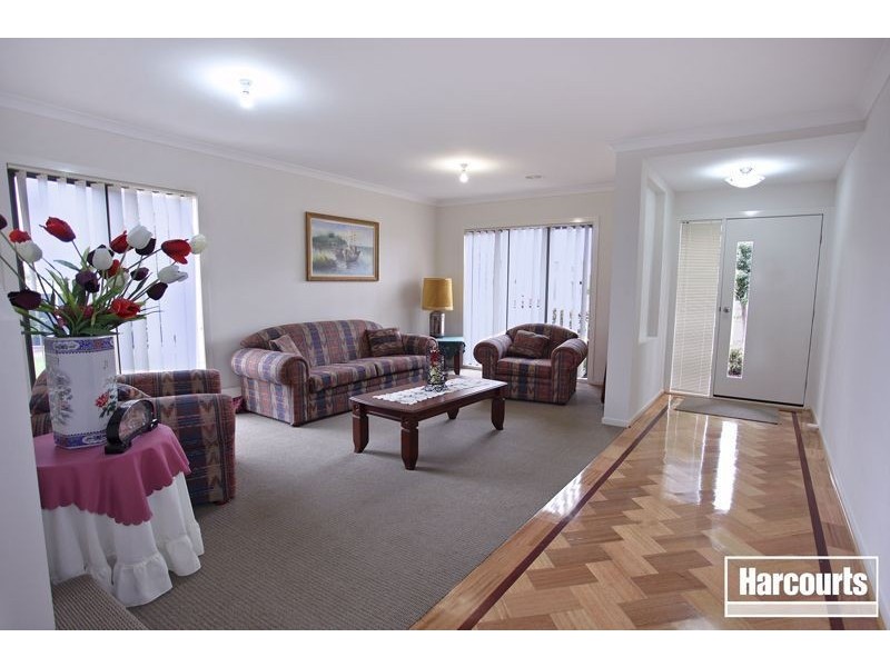 15 The Parkway, Pakenham VIC 3810