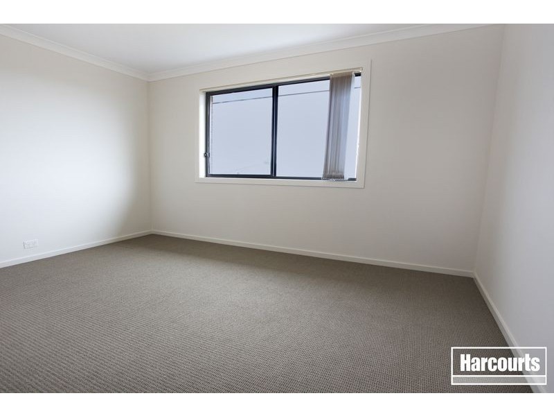 15 The Parkway, Pakenham VIC 3810