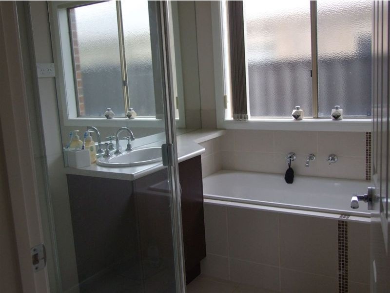 124 Windermere Boulevard, Pakenham VIC 3810