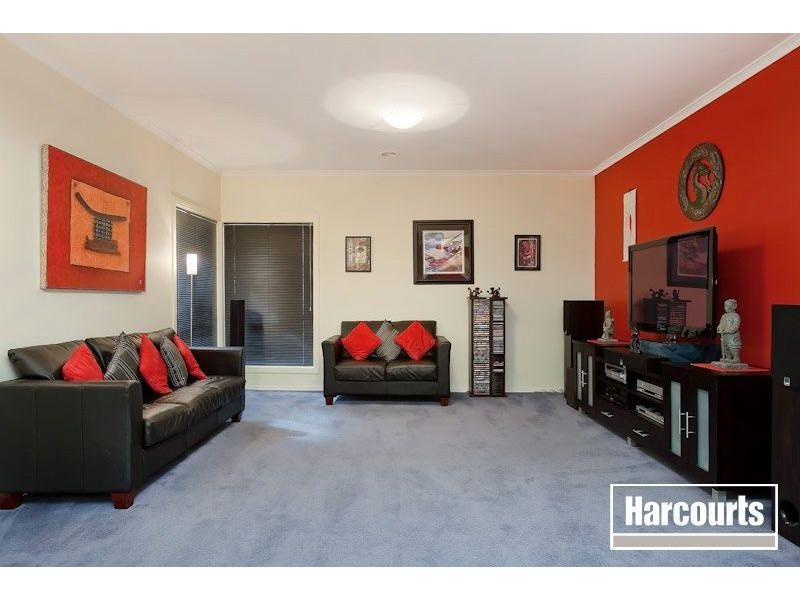 12 Clearwater Drive, Pakenham VIC 3810