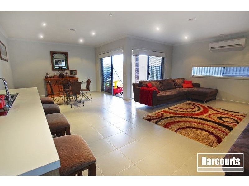 16 Ibis Close, Pakenham VIC 3810