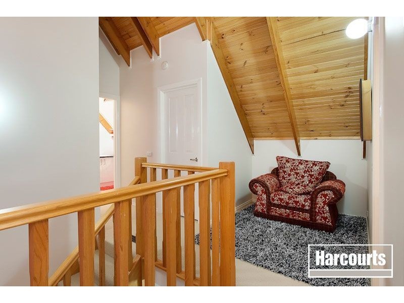 4 Lindley Terrace, Pakenham VIC 3810