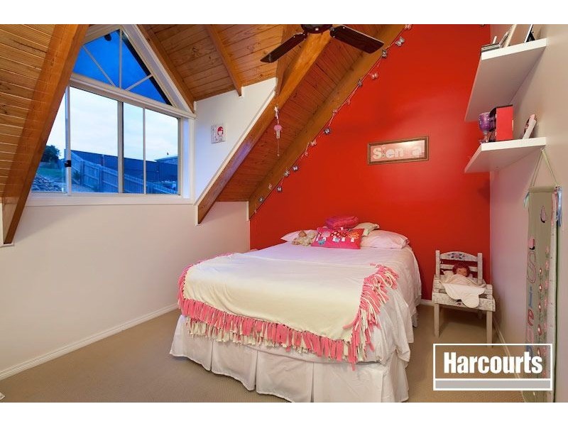 4 Lindley Terrace, Pakenham VIC 3810