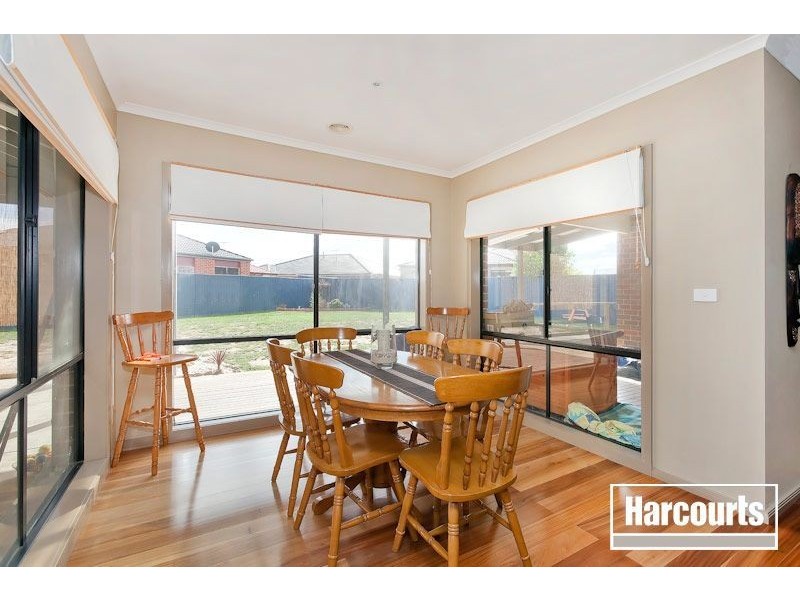 12 Ironbark Circuit, Pakenham VIC 3810