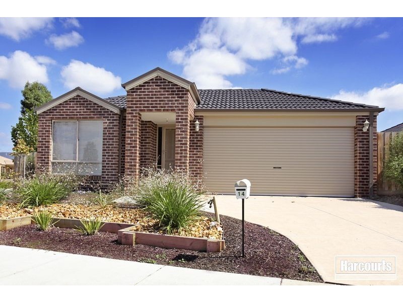 14 Sandalwood Drive, Pakenham VIC 3810