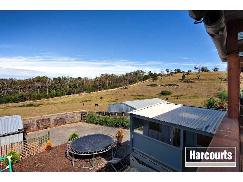 17 Breyleigh Drive, Pakenham VIC 3810