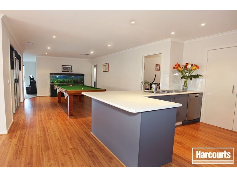 7 Lorikeet Court, Pakenham VIC 3810