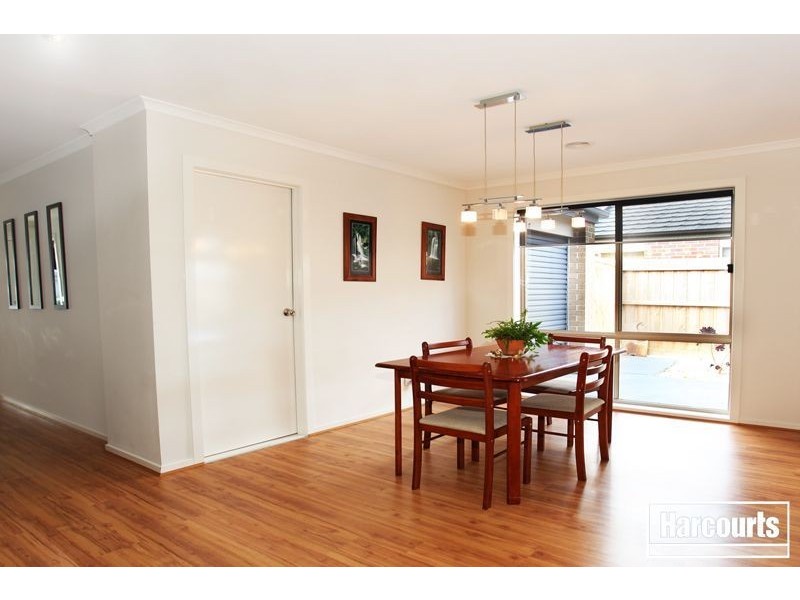 7 Lorikeet Court, Pakenham VIC 3810