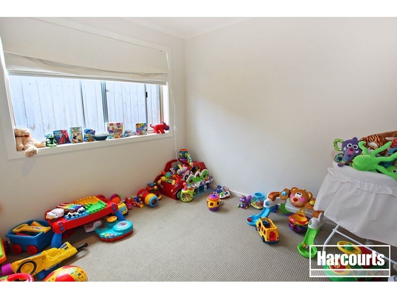 7 Lorikeet Court, Pakenham VIC 3810