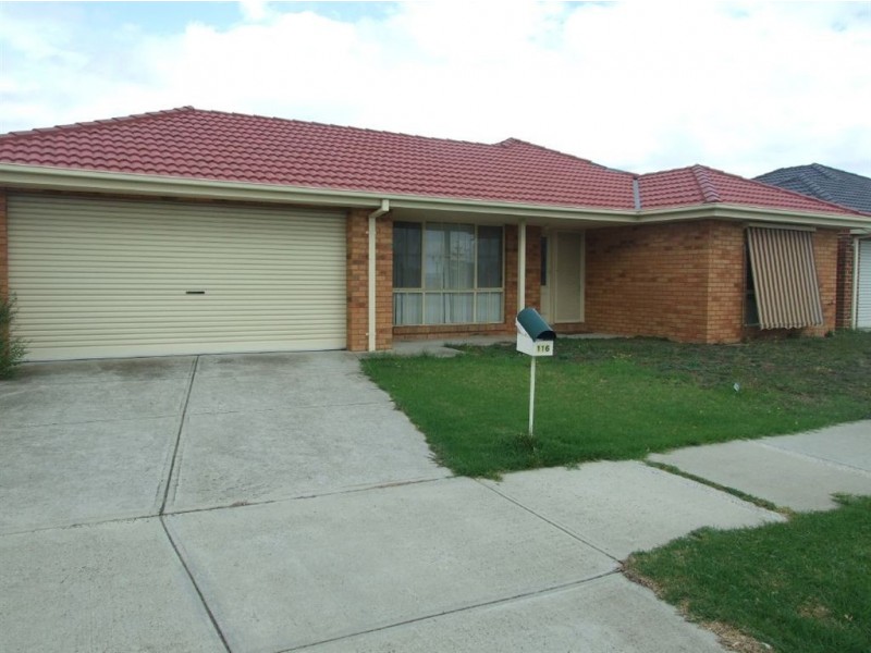 116 McGregor Road, Pakenham VIC 3810