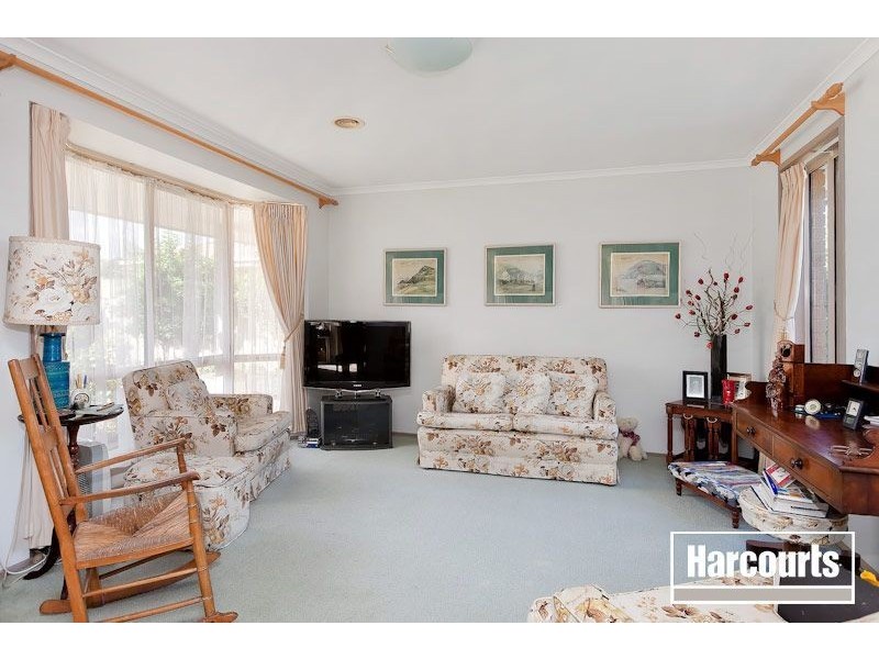 63 Balmoral Way, Pakenham VIC 3810