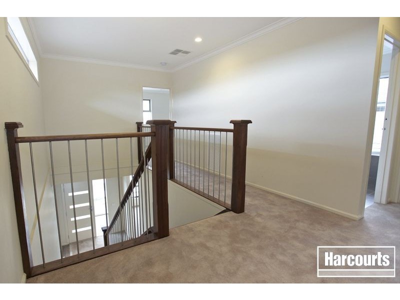 34 Cormorant Parade, Pakenham VIC 3810
