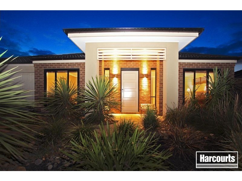 5 Maor Drive, Pakenham VIC 3810