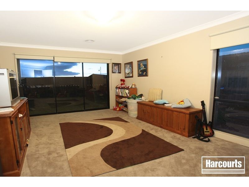 5 Maor Drive, Pakenham VIC 3810