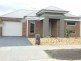 5 Sinclair Walk, Pakenham VIC 3810