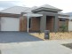 5 Sinclair Walk, Pakenham VIC 3810