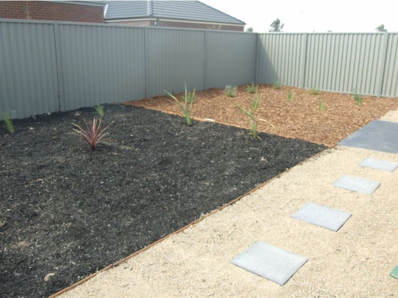 20 Petrel Cct, Pakenham VIC 3810