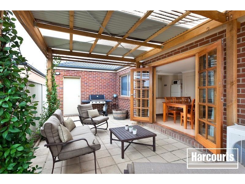 12 Wonboyn Close, Pakenham VIC 3810