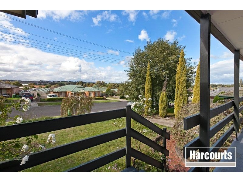 4 Broadhurst Road, Pakenham VIC 3810