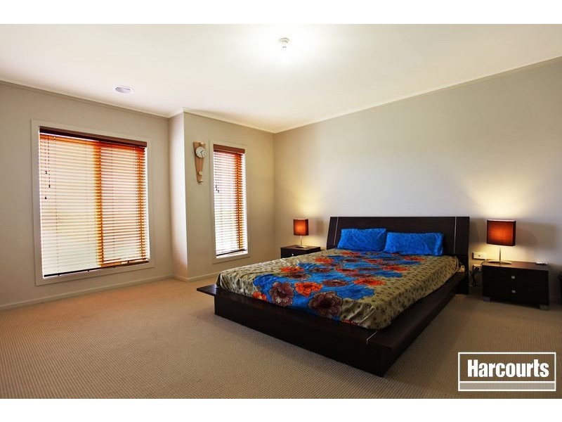 26 Greendale Boulevard, Pakenham VIC 3810